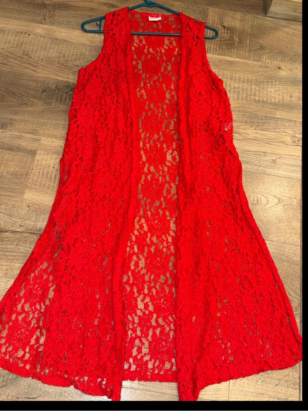 LuLaRoe RED All LACE LONG Duster VEST Sleeveless Open Front split Sides womens M